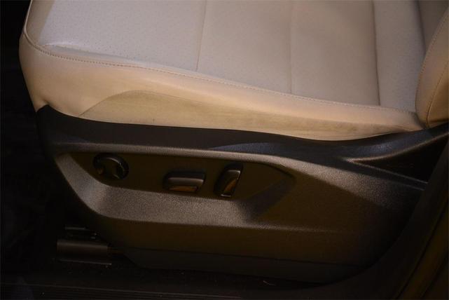 Photo of 2021 Silver Metallic Volkswagen Tiguan