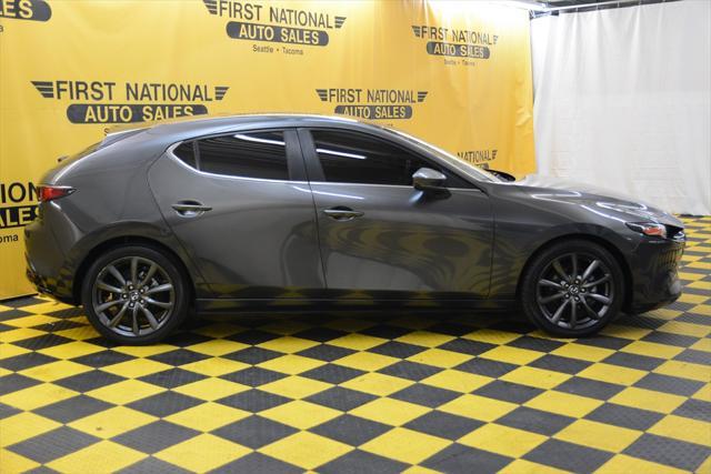 Photo of 2019 Machine Gray Metallic Mazda Mazda3