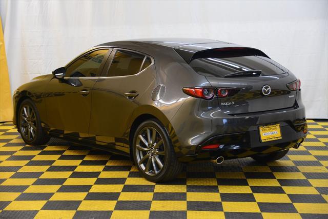 Photo of 2019 Machine Gray Metallic Mazda Mazda3