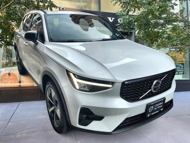 2023 Volvo XC40