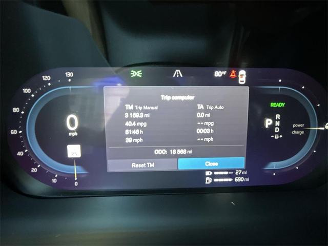 Photo of 2023 Crystal White Metallic Volvo XC60 Recharge Plug-In Hybrid