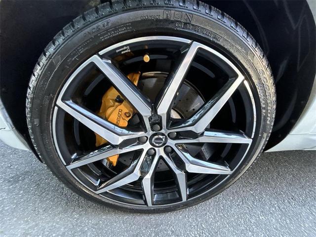 Photo of 2023 Crystal White Metallic Volvo XC60 Recharge Plug-In Hybrid