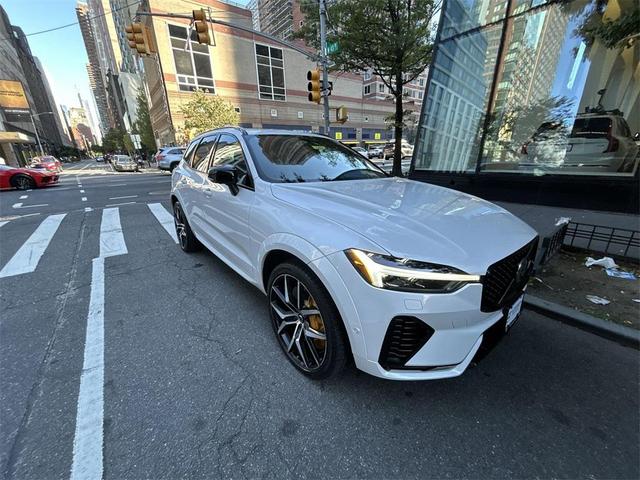 Photo of 2023 Crystal White Metallic Volvo XC60 Recharge Plug-In Hybrid