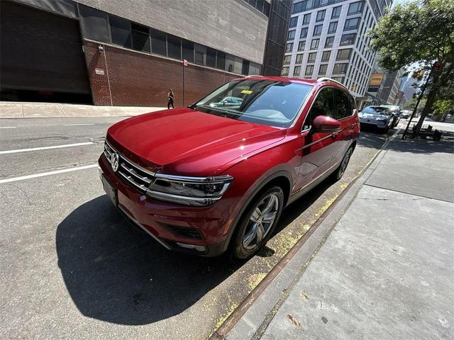 Photo of 2018 Cardinal Red Metallic Volkswagen Tiguan