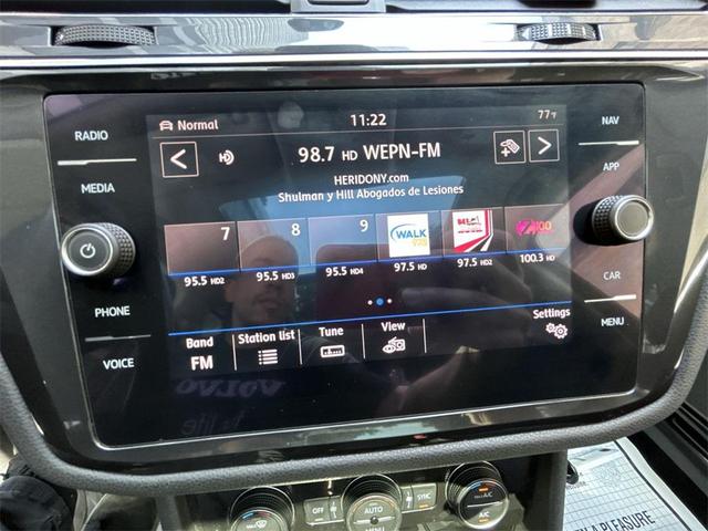 Photo of 2018 Cardinal Red Metallic Volkswagen Tiguan