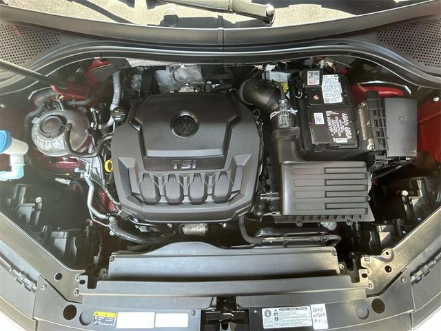 Photo of 2018 Cardinal Red Metallic Volkswagen Tiguan