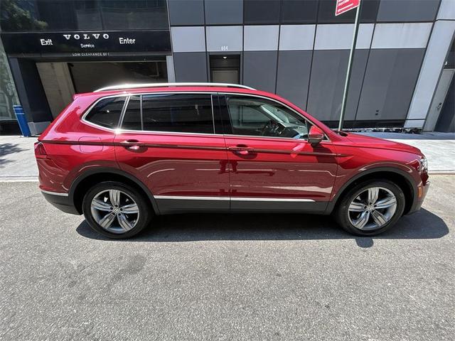 Photo of 2018 Cardinal Red Metallic Volkswagen Tiguan