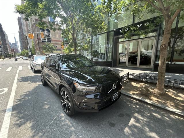 2022 Volvo XC40