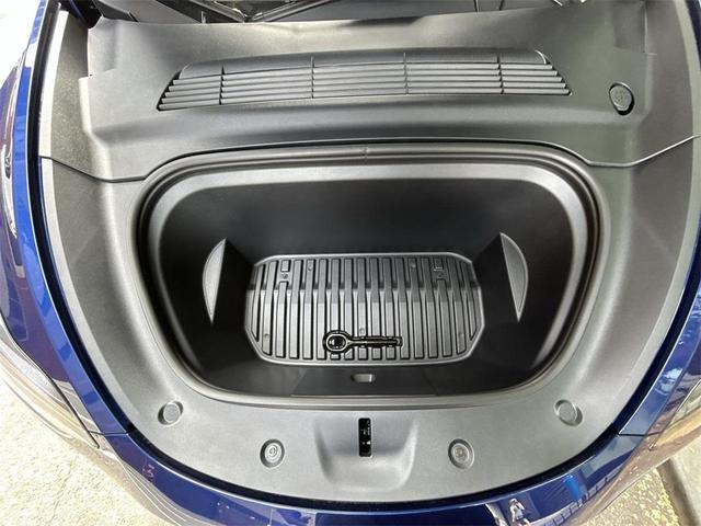 Photo of 2024 Deep Blue Metallic Tesla Model Y
