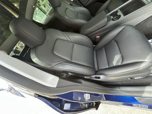 Photo of 2024 Deep Blue Metallic Tesla Model Y