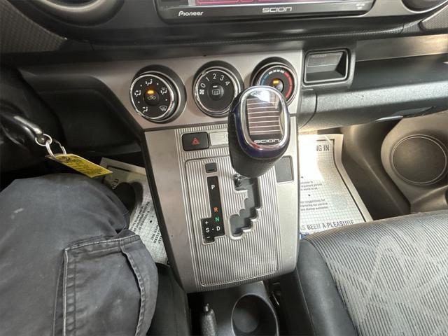 Photo of 2013 Silver Ignit10n Scion xB