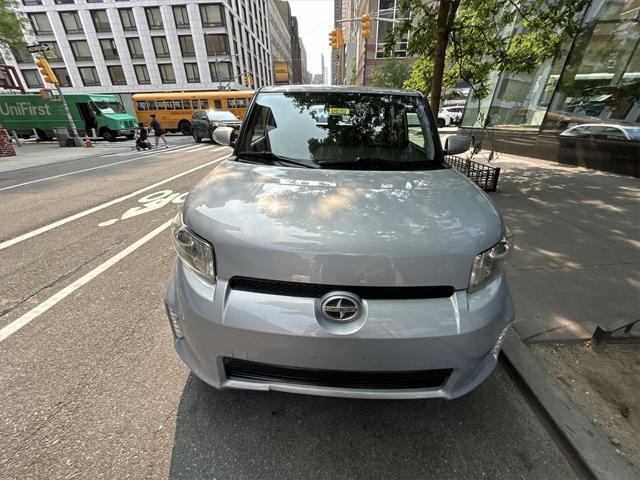 Photo of 2013 Silver Ignit10n Scion xB