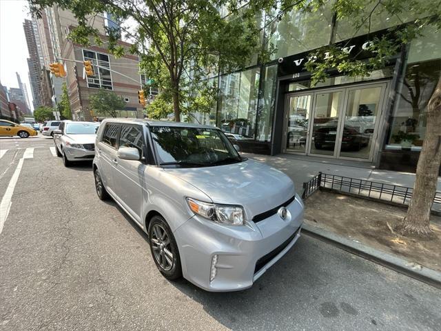 Photo of 2013 Silver Ignit10n Scion xB