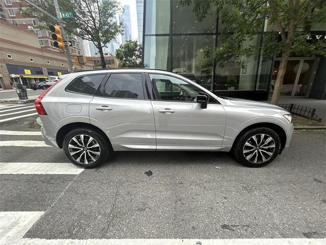 Photo of 2025 Silver Dawn Metallic Volvo XC60