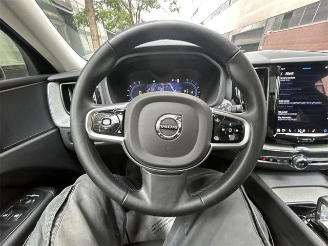 Photo of 2025 Silver Dawn Metallic Volvo XC60
