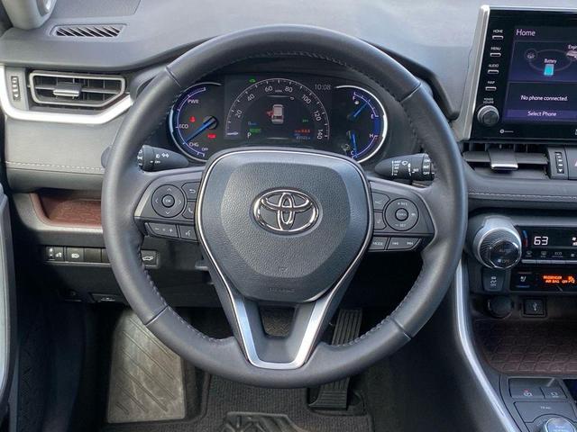 Photo of 2022 Midnight Black Toyota RAV4 Hybrid