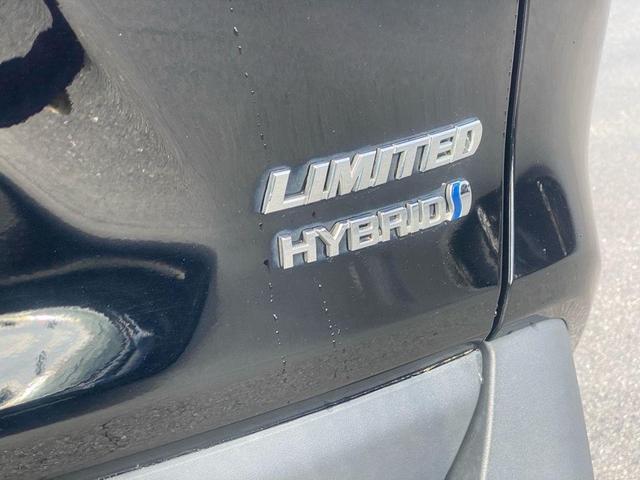 Photo of 2022 Midnight Black Toyota RAV4 Hybrid