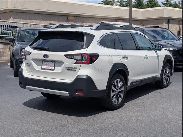 Photo of 2023 Crystal White Pearl Subaru Outback