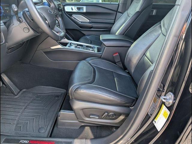 Photo of 2020 Agate Black Metallic Ford Explorer
