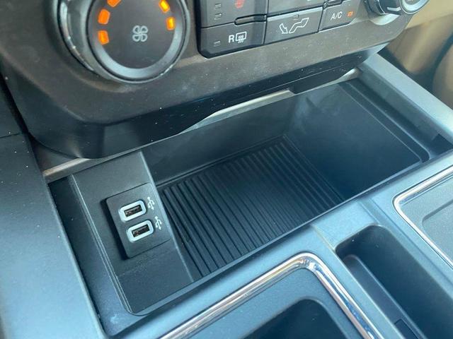 Photo of 2017 White Gold Ford F-150