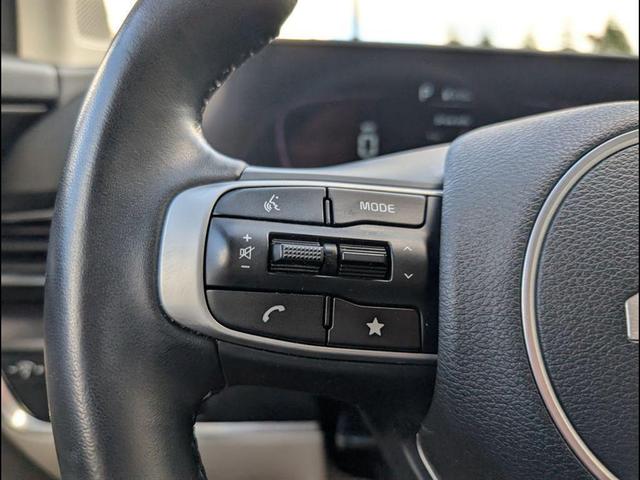 Photo of 2023 Gravity Gray Kia Sportage