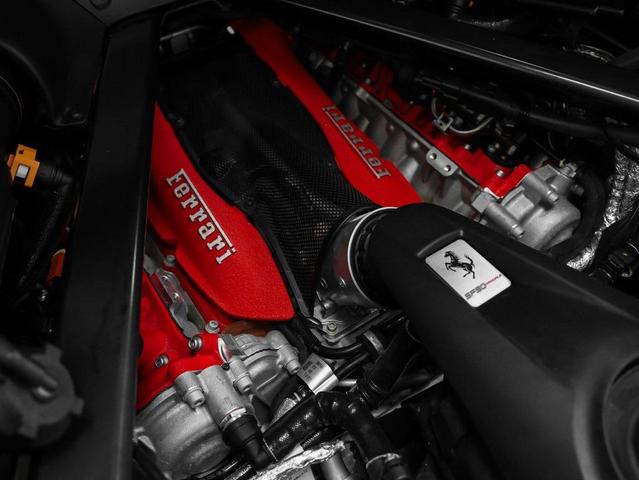 Photo of 2022 Grigio Titanio Metallic Ferrari SF90 Stradale