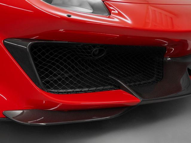 Photo of 2019 Rosso Corsa Ferrari 488 Pista