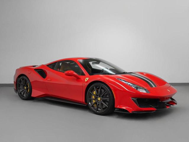 Photo of 2019 Rosso Corsa Ferrari 488 Pista