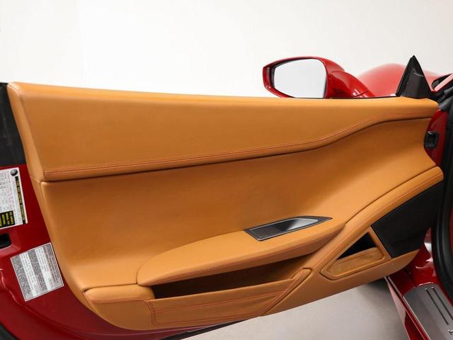 Photo of 2011 Rosso Mugello Ferrari 458 Italia