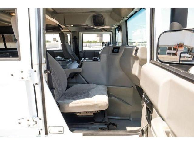Photo of 2001 Bright White Am General Hummer