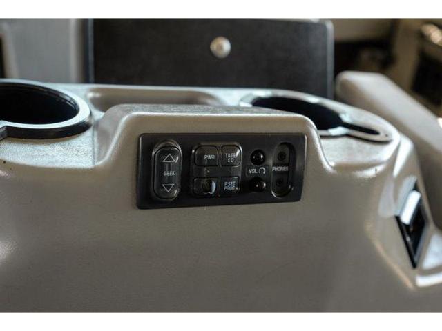 Photo of 2001 Bright White Am General Hummer