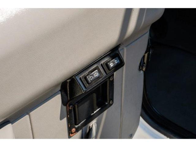 Photo of 2001 Bright White Am General Hummer