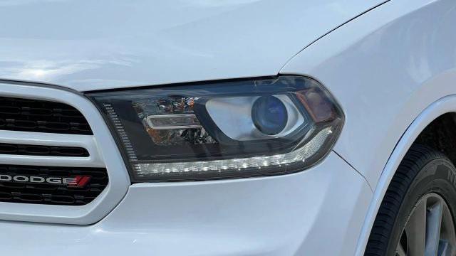 Photo of 2017 White Knuckle Clearcoat Dodge Durango
