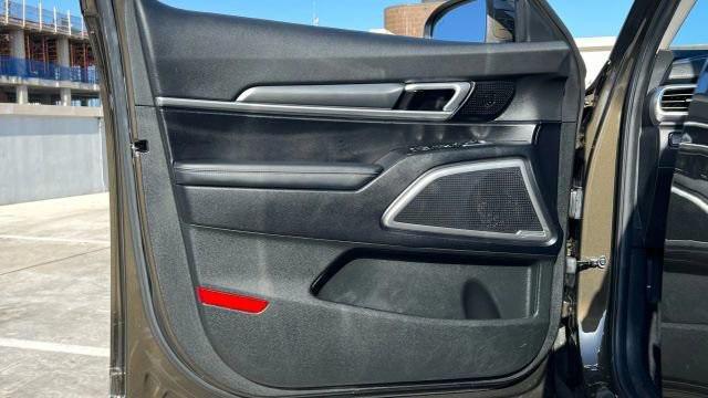 Photo of 2022 Dark Moss Kia Telluride