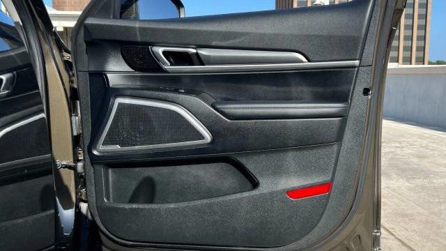Photo of 2022 Dark Moss Kia Telluride