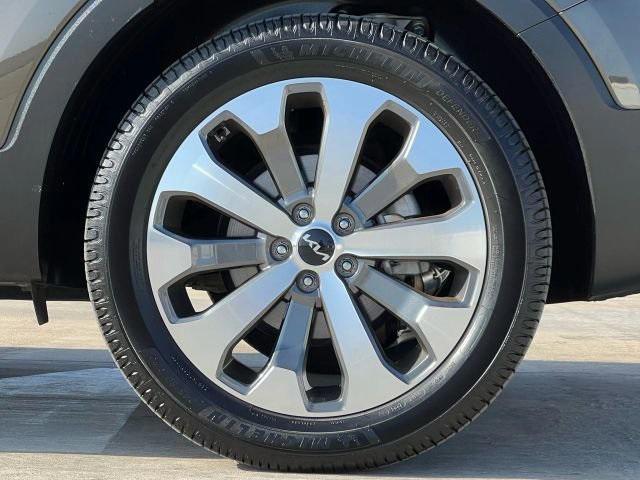 Photo of 2022 Dark Moss Kia Telluride