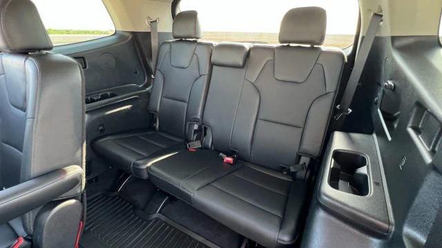Photo of 2022 Dark Moss Kia Telluride