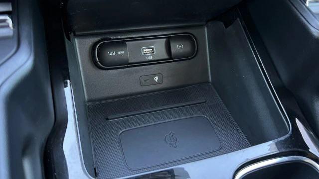 Photo of 2022 Dark Moss Kia Telluride