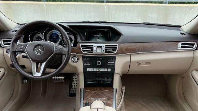 Photo of 2016 White Mercedes-Benz E-Class