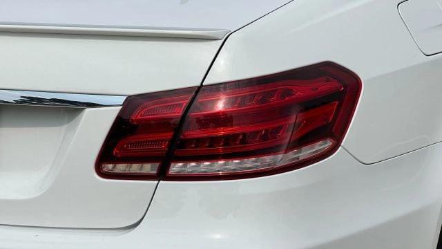 Photo of 2016 White Mercedes-Benz E-Class