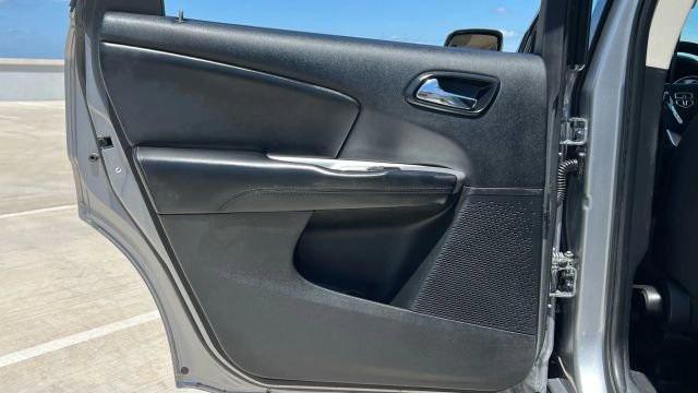 Photo of 2017 Billet Clearcoat Dodge Journey