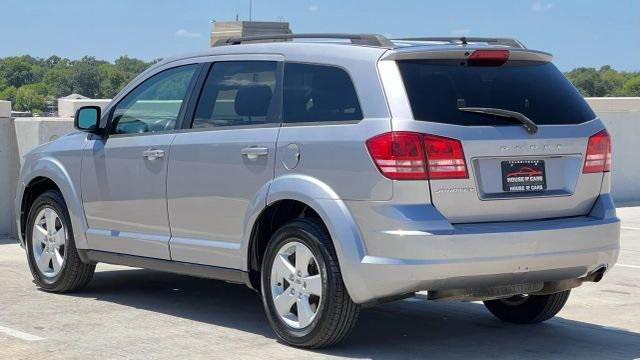 Photo of 2017 Billet Clearcoat Dodge Journey