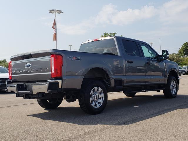 Photo of 2024 Gray Metallic Ford F-250