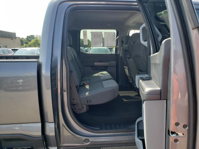 Photo of 2024 Gray Metallic Ford F-250