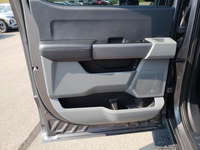 Photo of 2024 Gray Metallic Ford F-250