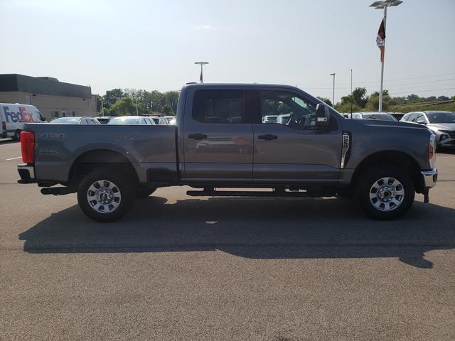 Photo of 2024 Gray Metallic Ford F-250