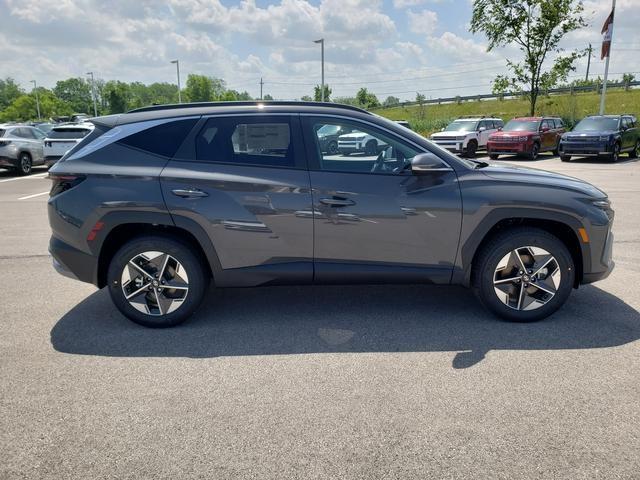 Photo of 2025 Gray Hyundai TUCSON