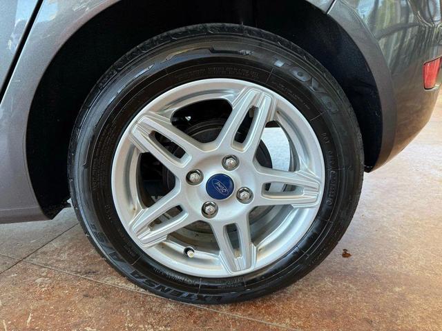 Photo of 2017 Magnetic Metallic Ford Fiesta