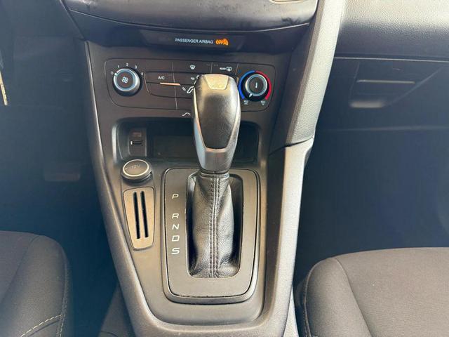 Photo of 2016 Gray Ford Focus