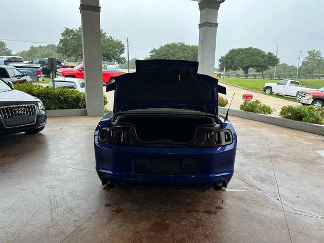 Photo of 2013 Blue Ford Mustang